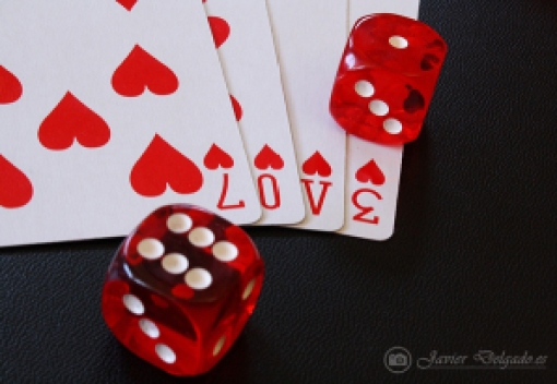valentines - roll the dice on love